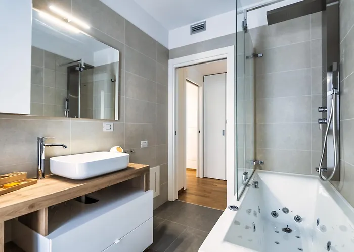 Apartmán 5 Min Walk From Subway Elegant & Modern *
