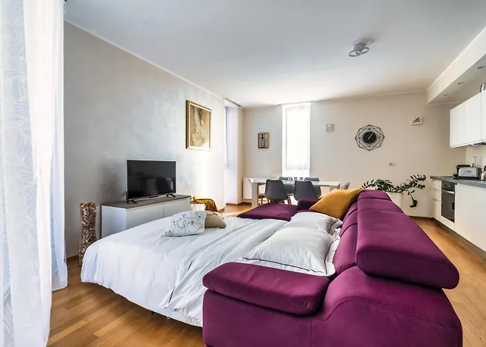 Apartmán 5 Min Walk From Subway Elegant & Modern Milán